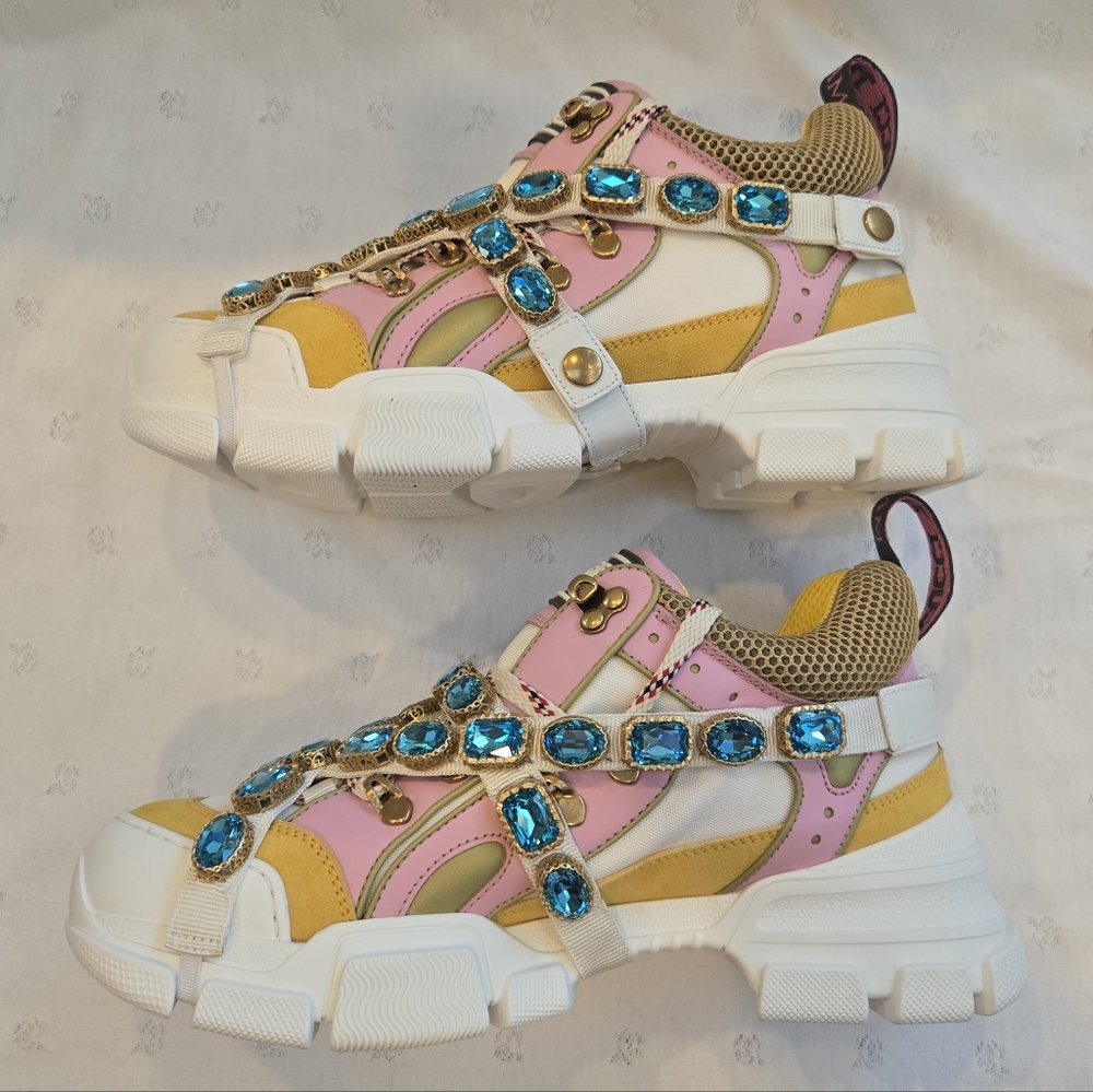 NIB Gucci Flashtrek Sneakers- Pink and Gold w/ Blue Jewels Size 40 - Picture 3 of 9